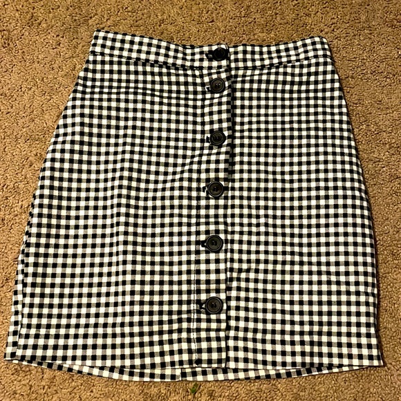 from: H&M size: 0 pattern: checkered - Picture 1 of 1